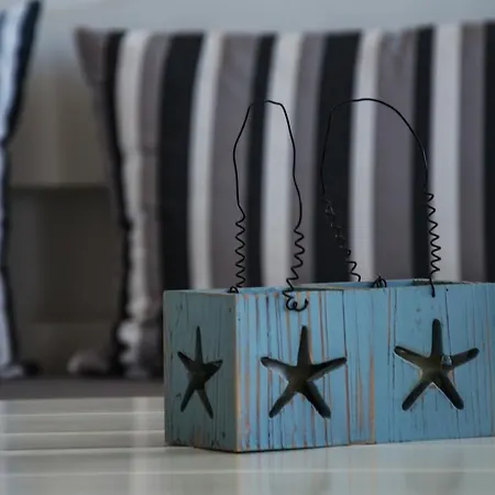 Apartahotel Island House 3*