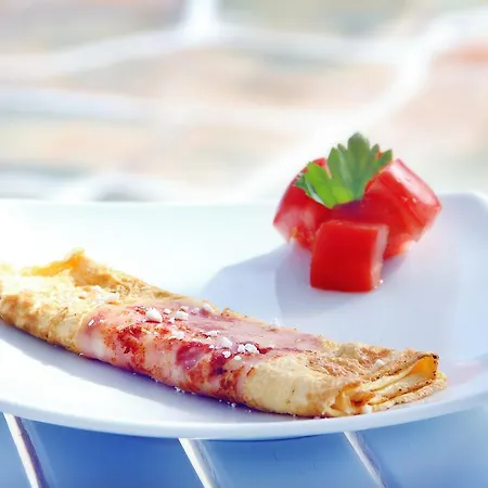 Apartahotel Island House Mylopotas