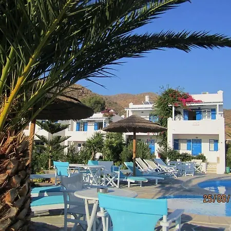 Island House 3* Mylopotas