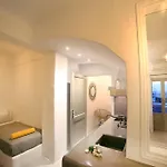 Island House 3* Μυλοπότας