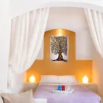 Island House 3*