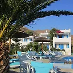 Island House 3* Mylopotas