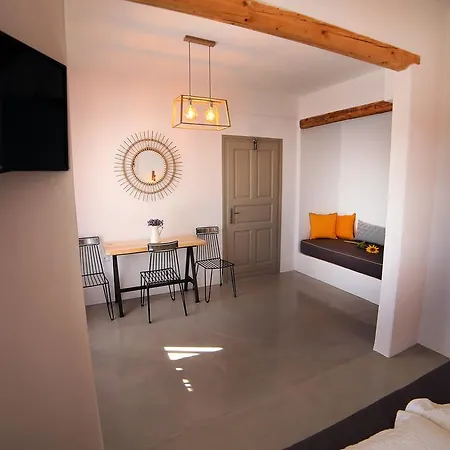 Island House Mylopotas