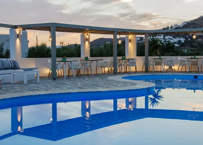 Aparthotel Island House 3*