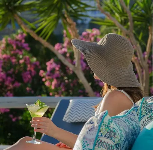 Island House Mylopotas