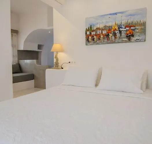 Aparthotel Island House 3*