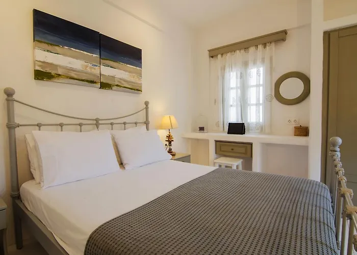 Aparthotel Island House Mylopotas