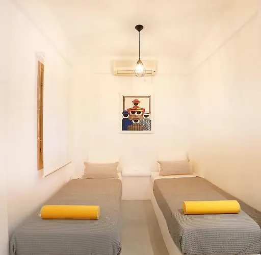 Aparthotel Island House Mylopotas