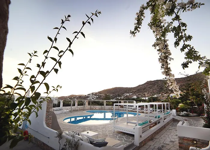 Island House Aparthotel